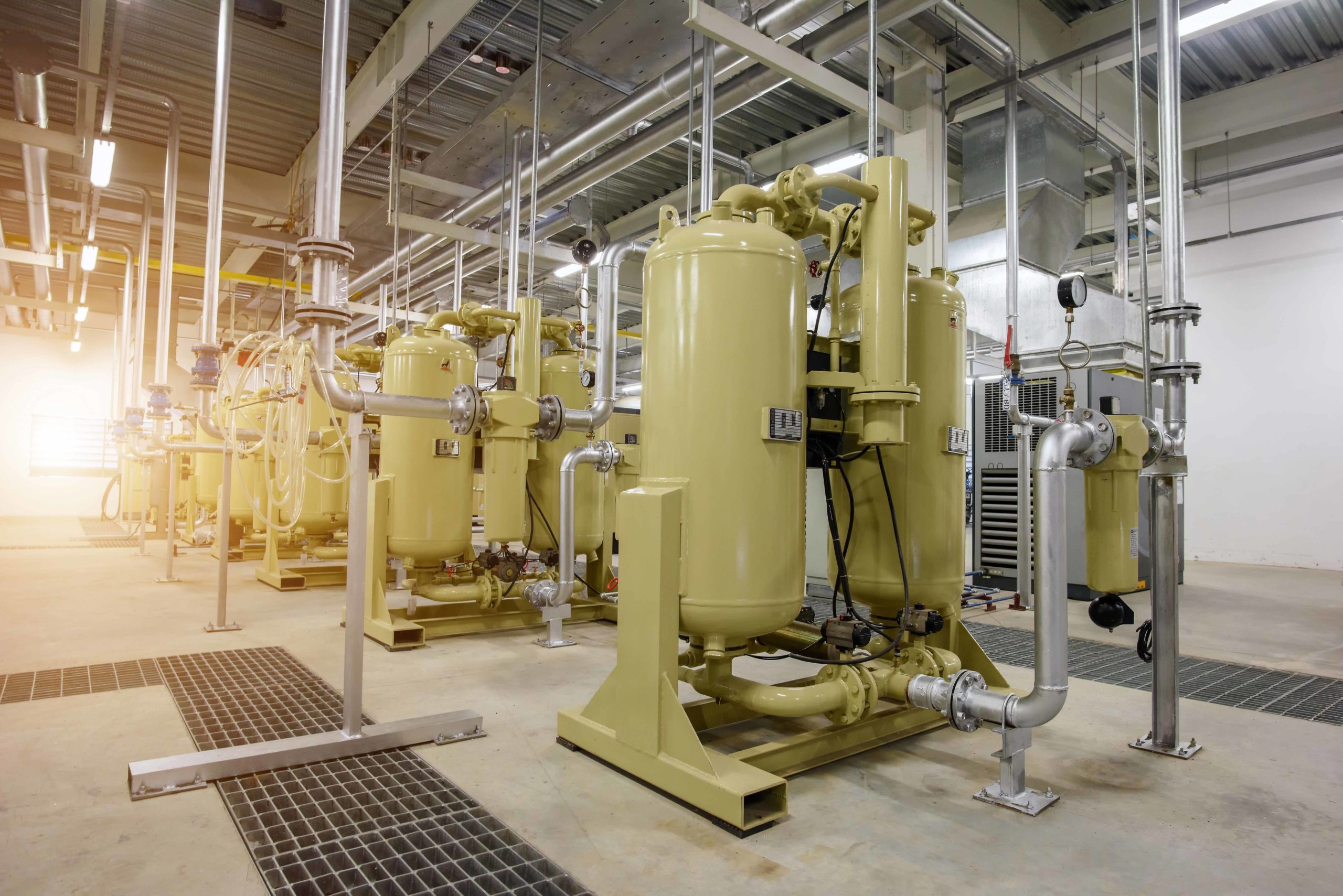 Installation eines neuen Druckluftsystems, um die Betriebskosten zu optimieren.