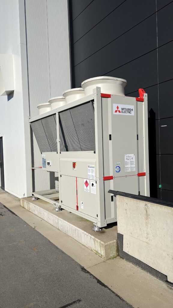 Photo des ventilateurs de la pompe à chaleur de l’entreprise Brever